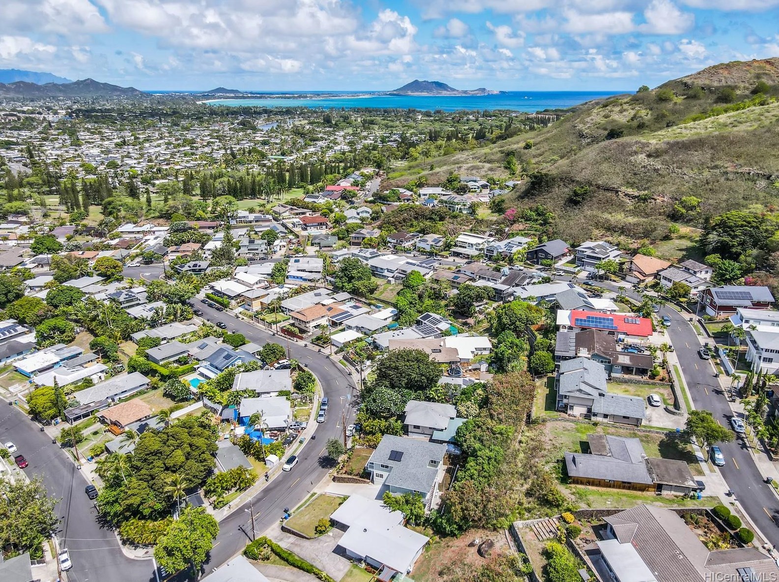 1176 Aukele St, Kailua HI  96734-3616 exterior