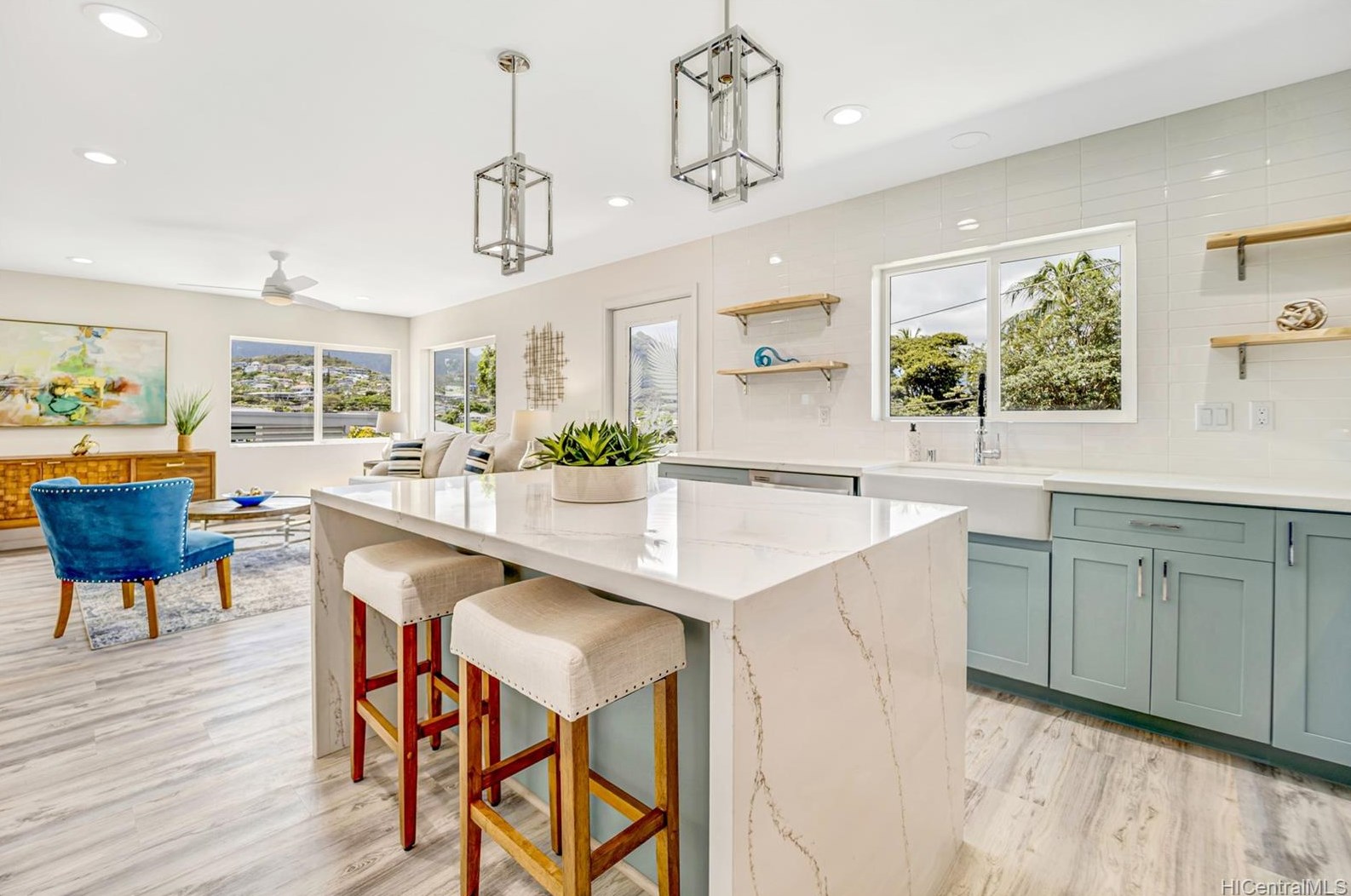 1176 Aukele St, Kailua HI  96734-3616 exterior