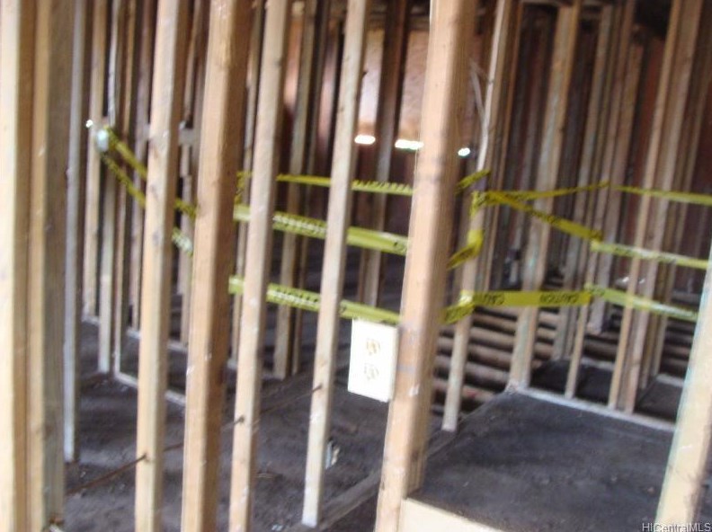 94-043 Waikele Loop, Waipahu HI  96797-2640 exterior