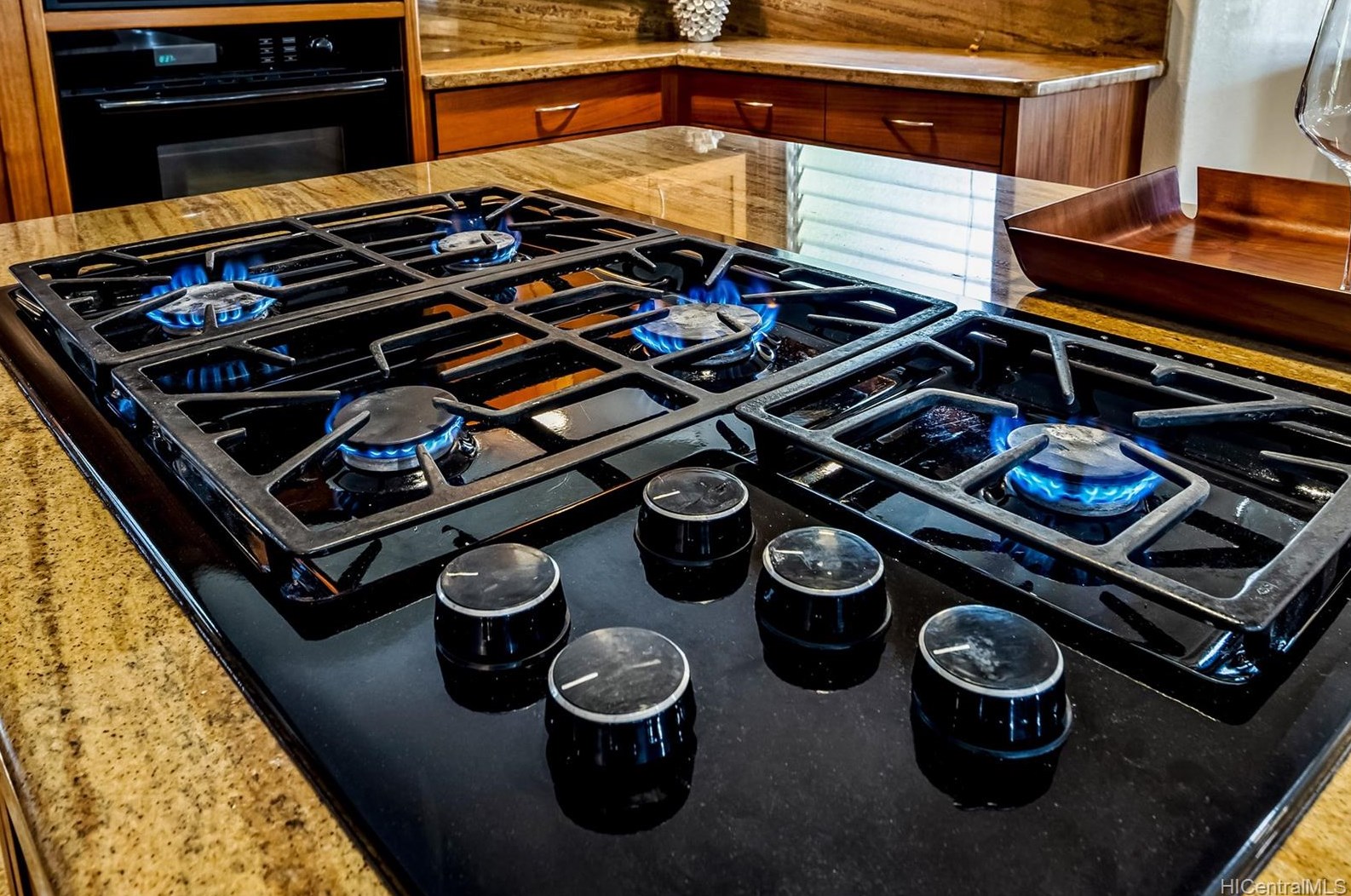 1279 Aulepe St, Kailua HI  96734-4102 exterior