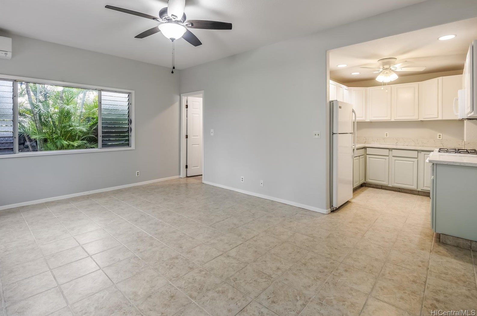 1279 Aulepe St, Kailua HI  96734-4102 exterior