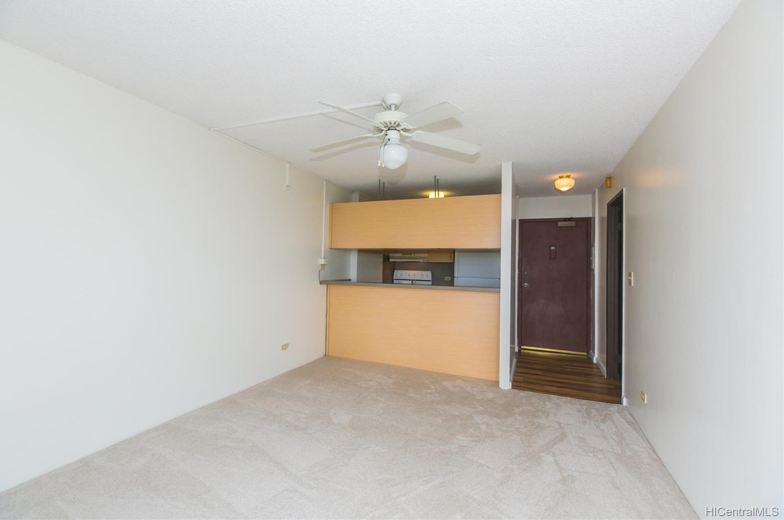 98450 Koauka Loop #1810, Aiea, HI 96701