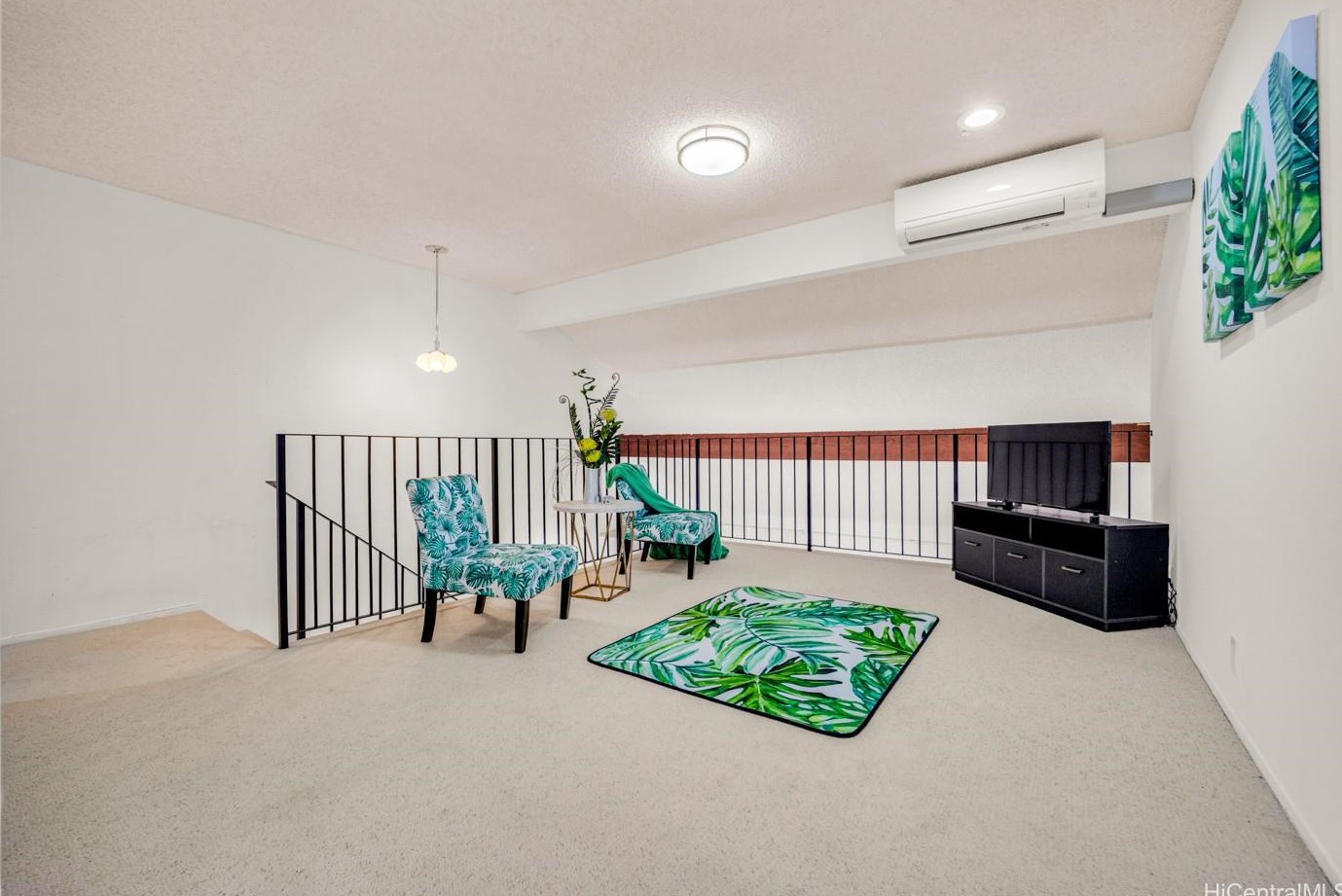 94-842 Penakii Way, Waipahu HI  96797-4046 exterior