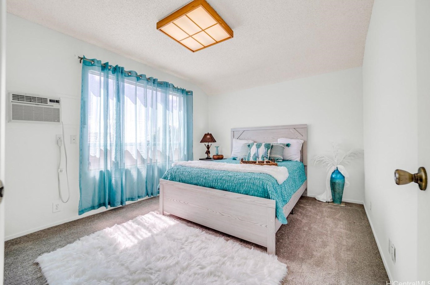 94-842 Penakii Way, Waipahu HI  96797-4046 exterior