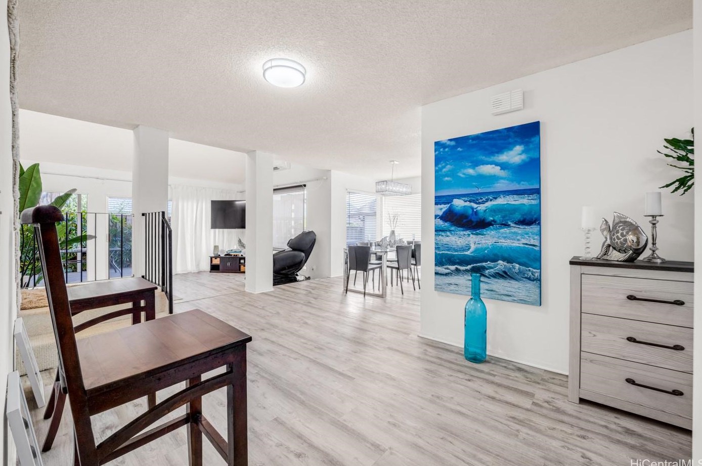 94-842 Penakii Way, Waipahu HI  96797-4046 exterior