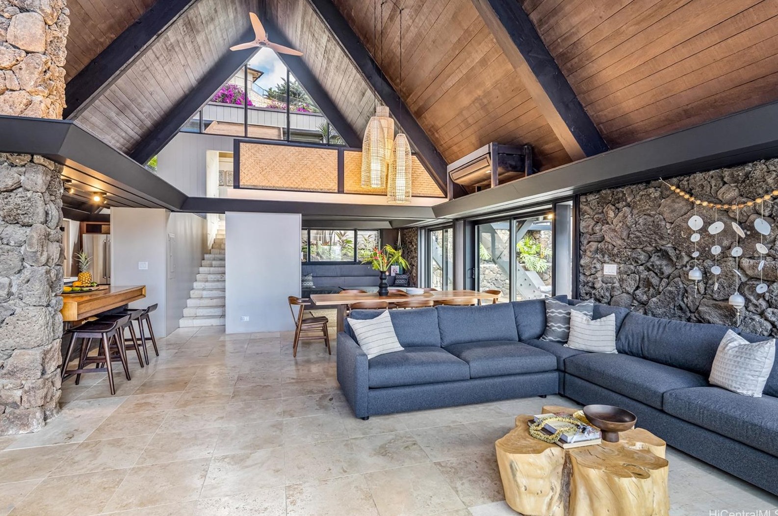 4335 Kaikoo Pl, Honolulu HI  96816-4825 exterior