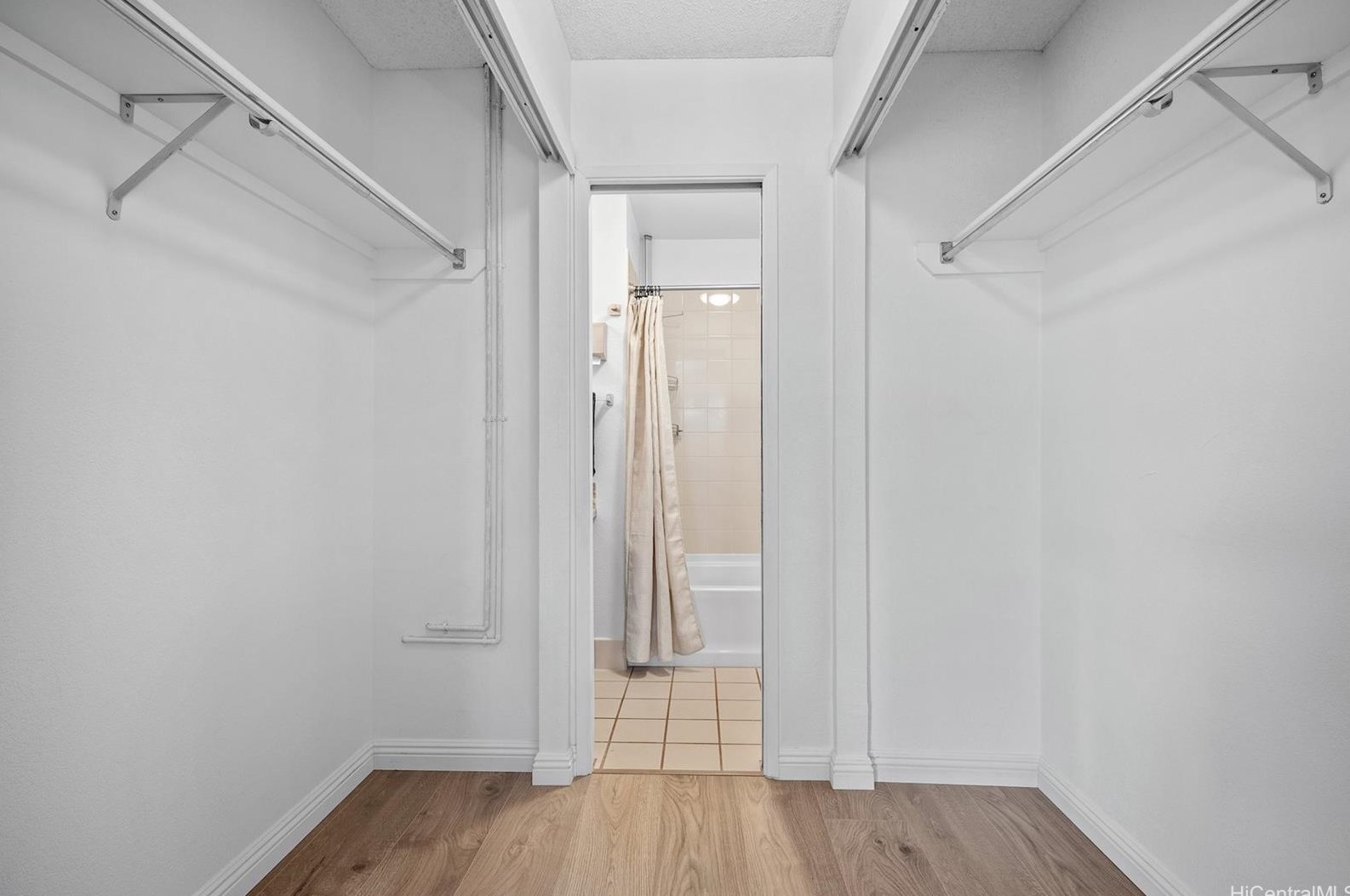 94-416 Kuahui St, Waipahu HI  96797-4532 exterior