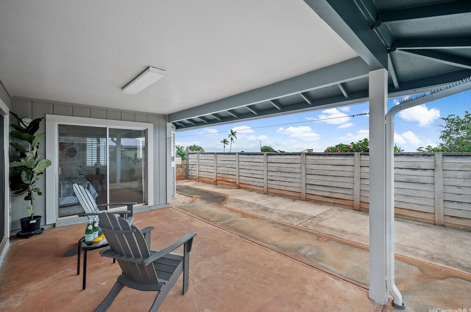 94-416 Kuahui St, Waipahu HI  96797-4532 exterior