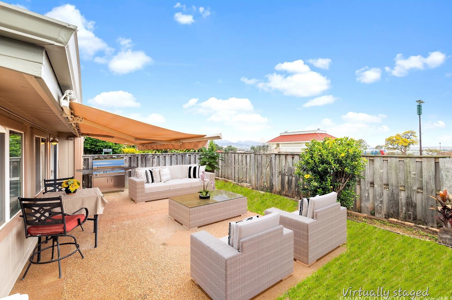 94864 Lelepua St, Waipahu HI  96797-0040 exterior