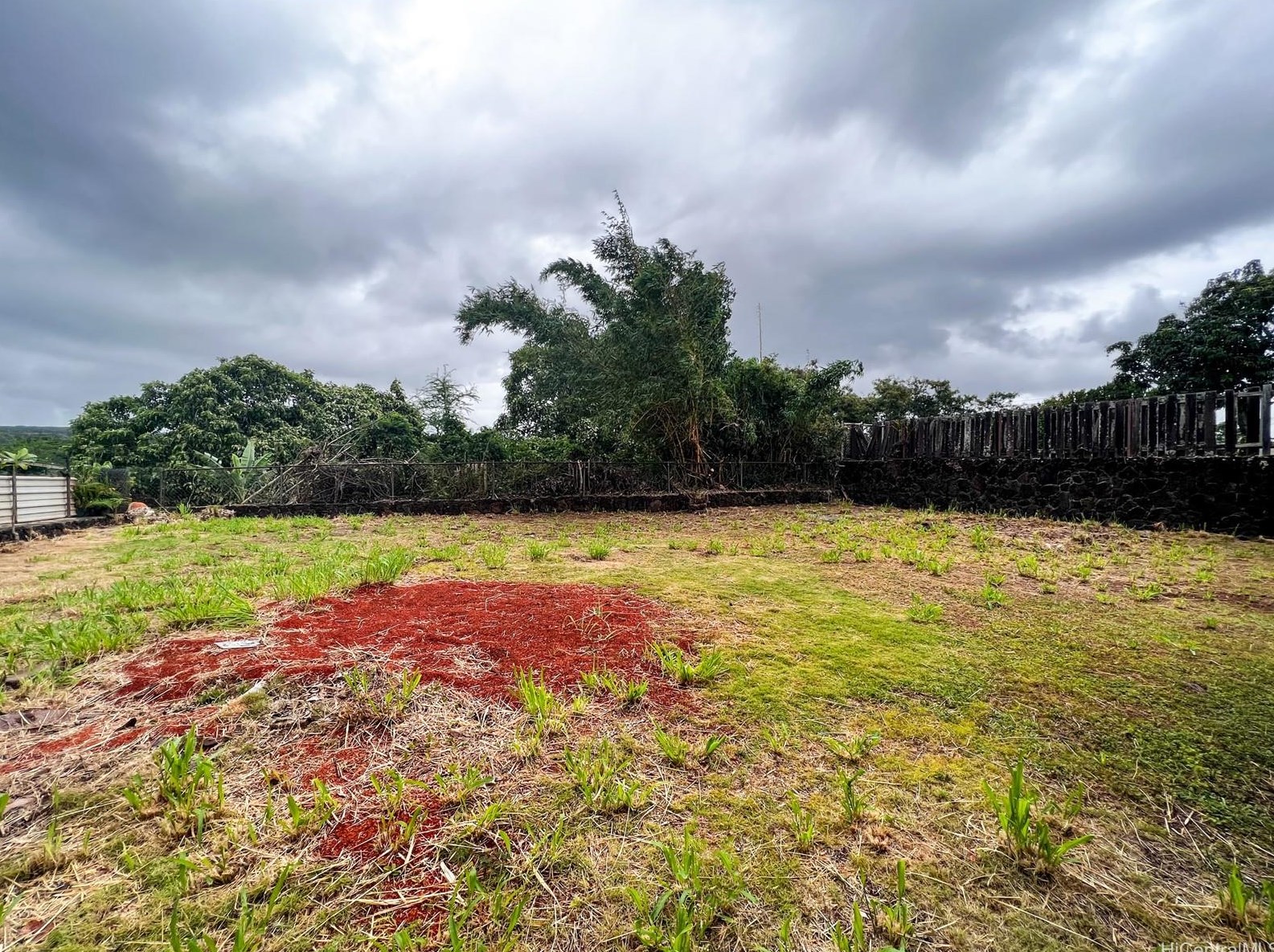 1749 Kaweloka Pl, Pearl City HI  96782-1511 exterior