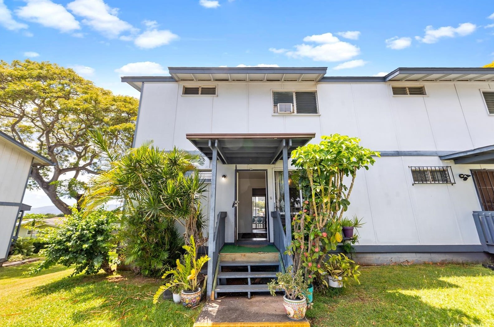 98-1428A Koaheahe St, Pearl City HI  96782-2437 exterior