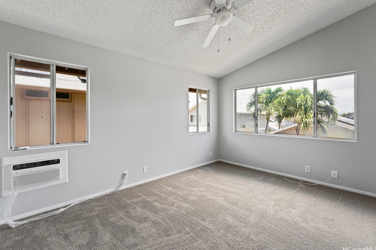 91-951 Pahuhu St, Ewa Beach HI  96706 exterior