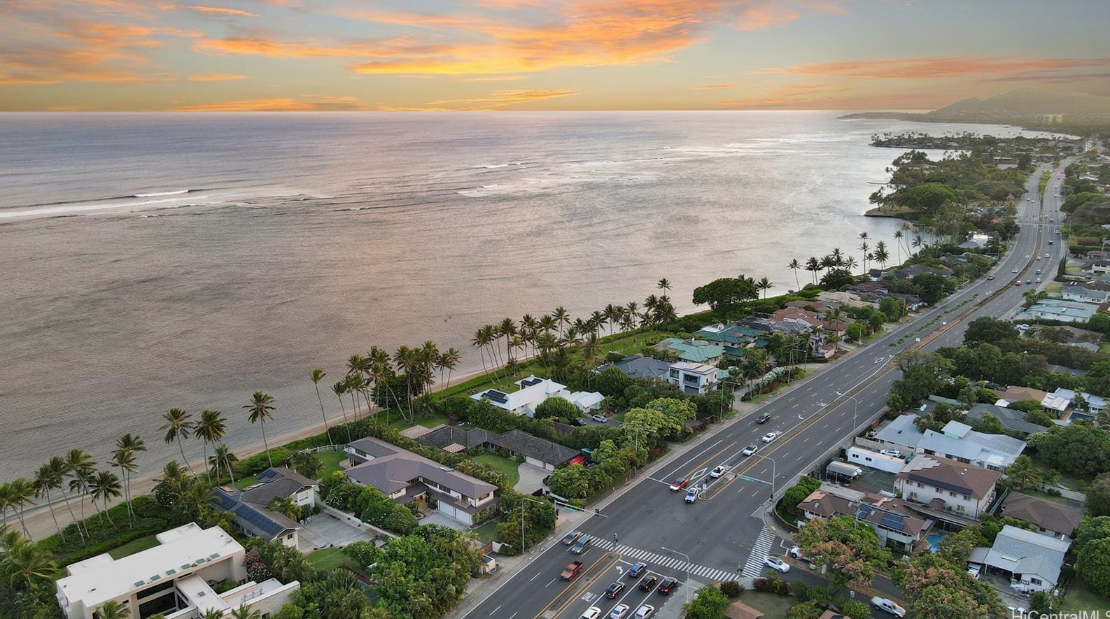 5633 Kalanianaole Hwy, Honolulu, HI 96821