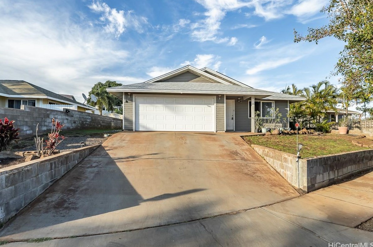 611 Kuu Home Pl, Wailea, HI 96753