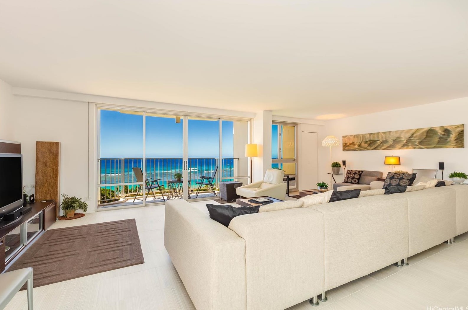 1350 Ala Moana Blvd #1702, Honolulu, HI 96814