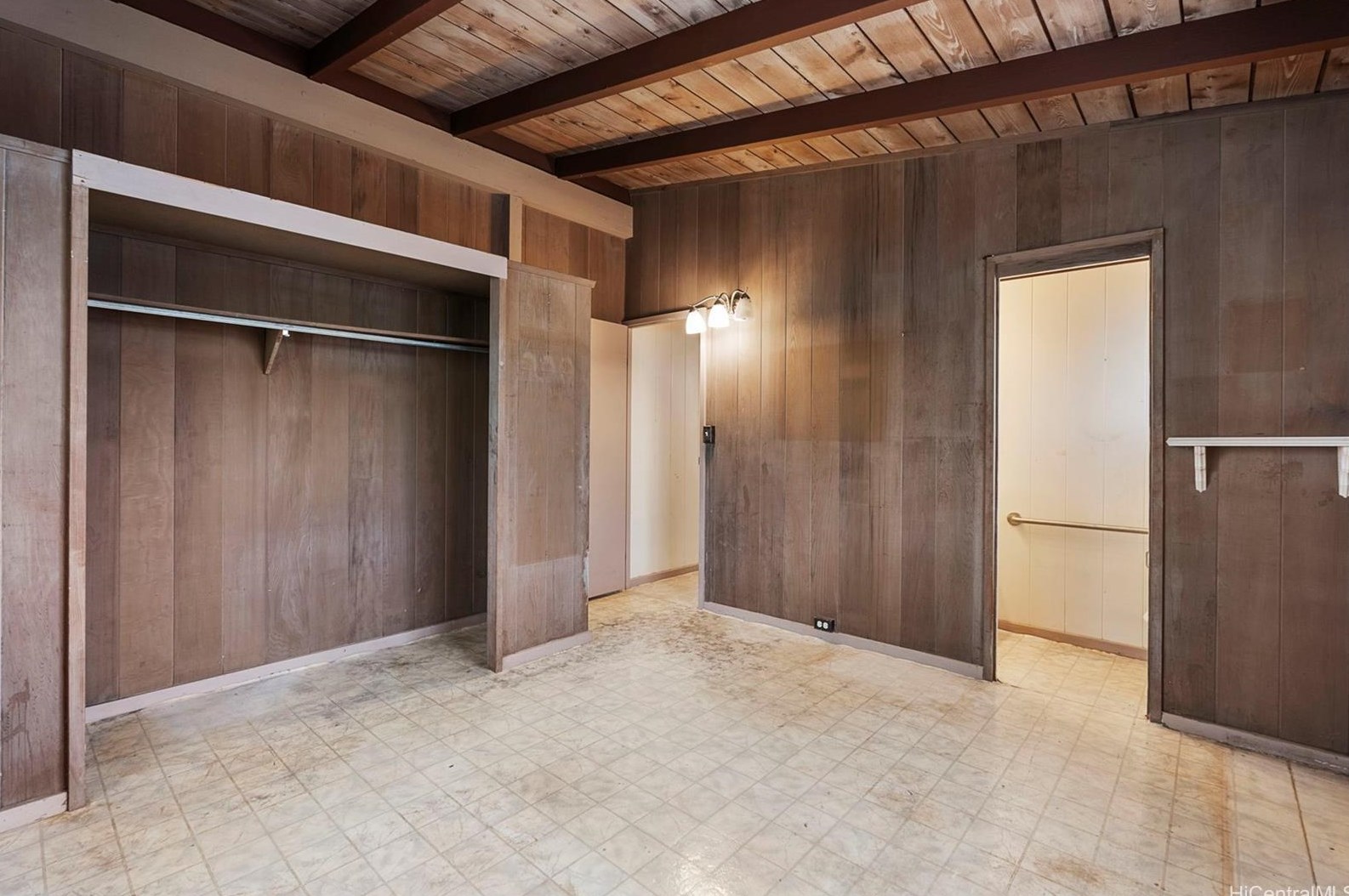 1730 Hoolehua St, Pearl City HI  96782-1732 exterior