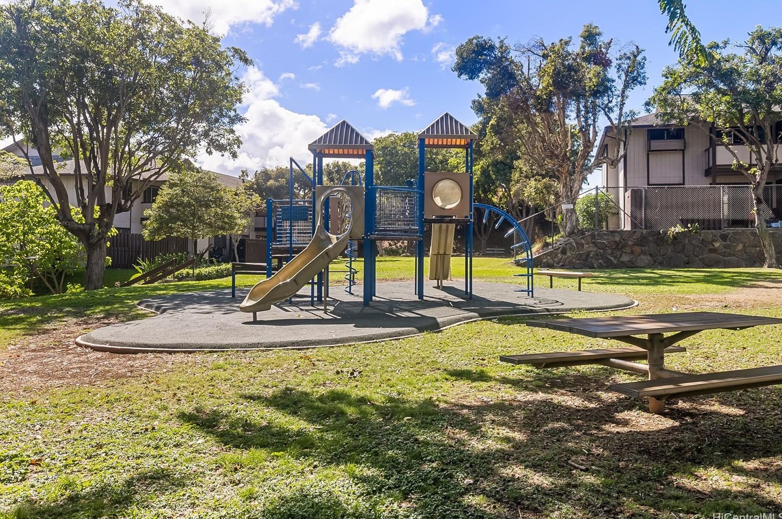 96-218 Waiawa Rd, Pearl City HI  96782-3609 exterior