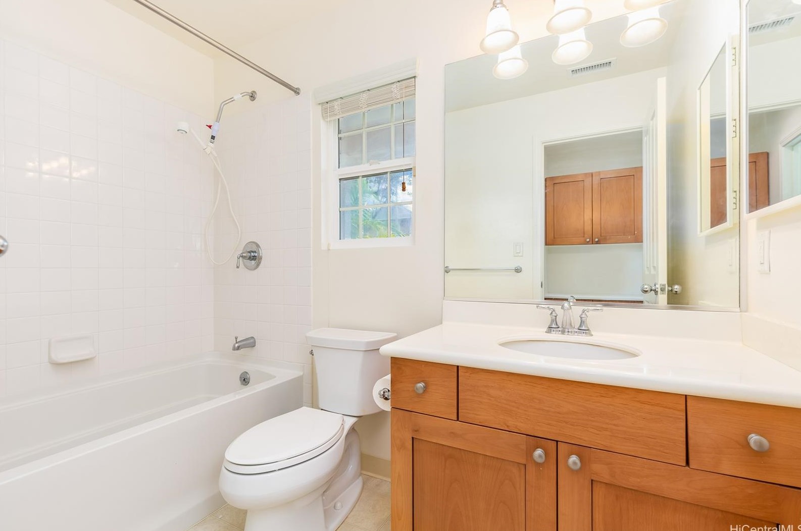 91-1206 Waiemi St, Ewa Beach HI  96706 exterior