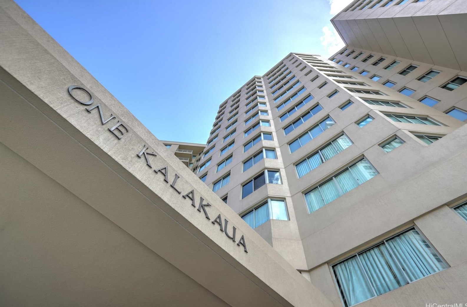 1314 Kalakaua Ave, Honolulu HI  96826-1929 exterior