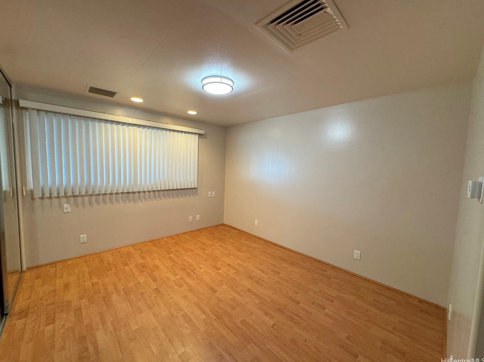 1119 Kaweloka St, Pearl City HI  96782-2082 exterior