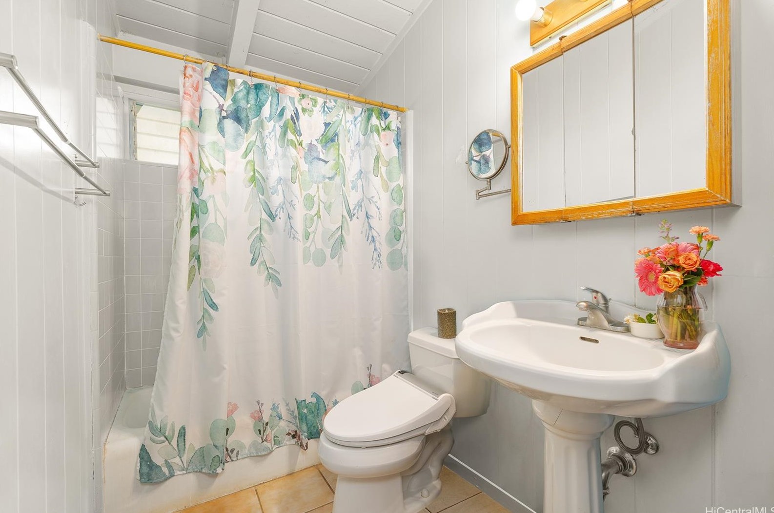 2510 Aapi Way, Pearl City HI  96782-1004 exterior