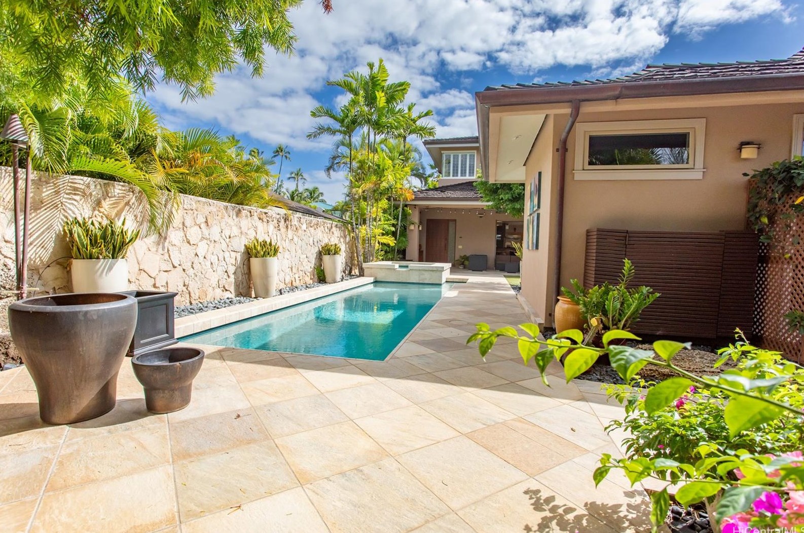 4709 Aukai Ave, Honolulu, HI 96816