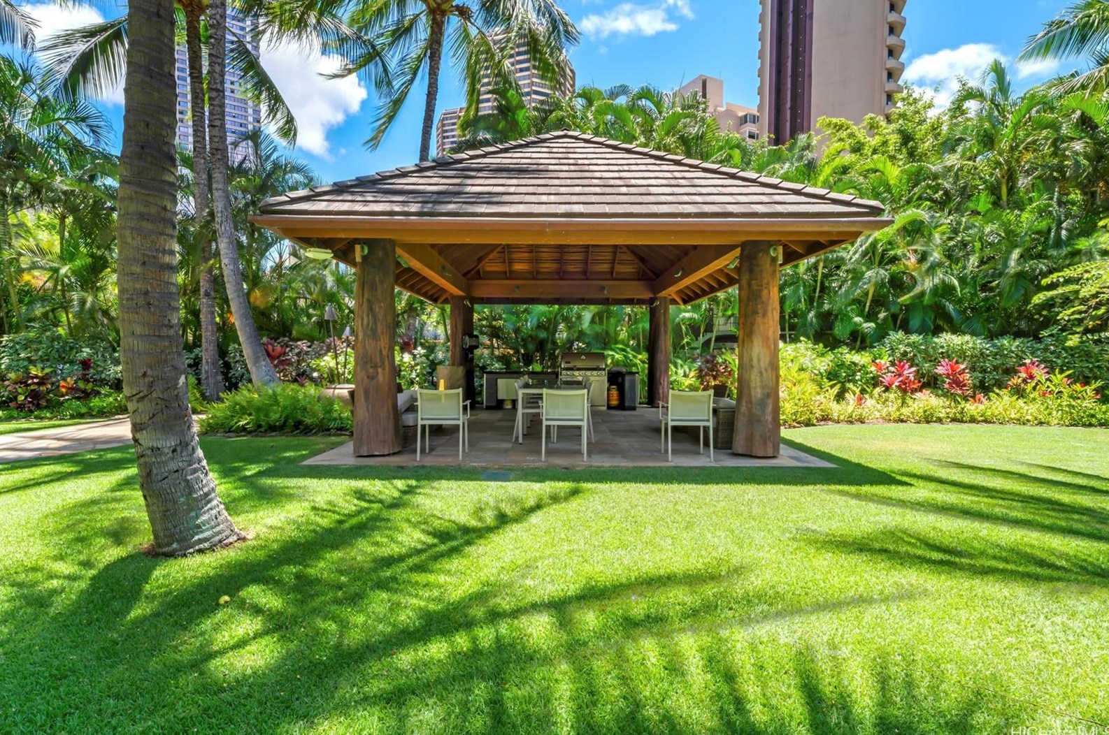 1551 Ala Wai Blvd, Honolulu HI  96815-1011 exterior