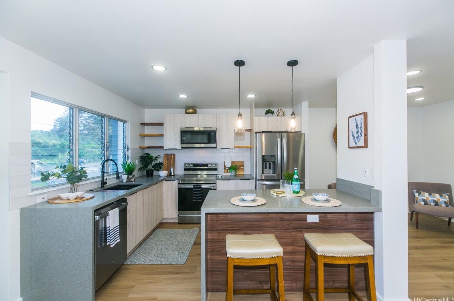 1791 Paailuna Way, Pearl City HI  exterior