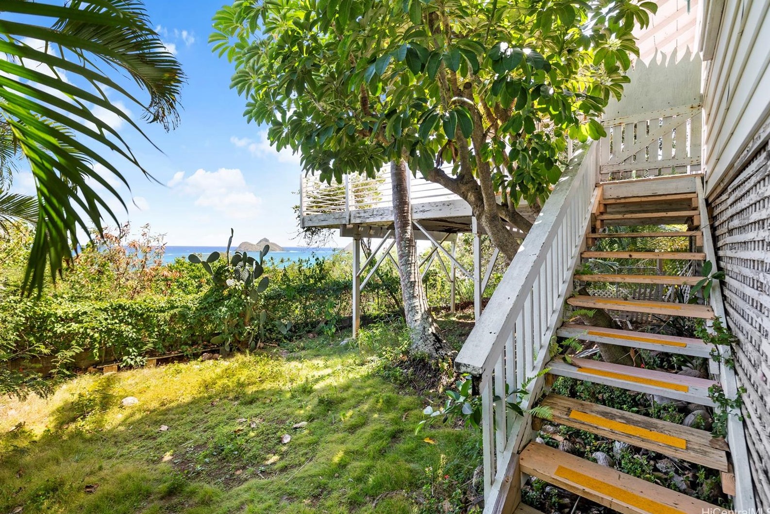 1136 Koohoo Pl, Kailua HI  96734-3275 exterior