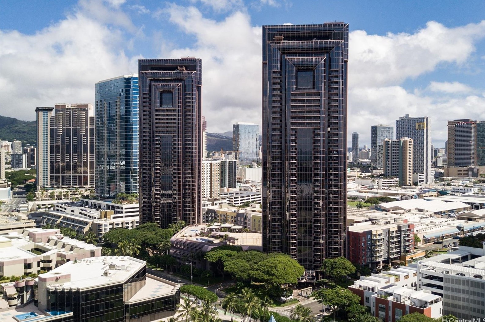 425 South St, Honolulu HI  96813-5059 exterior