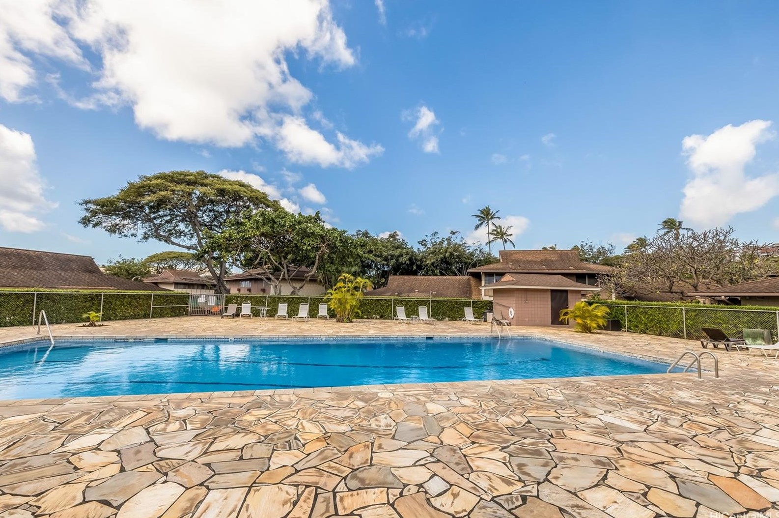 4910 Kilauea Ave, Honolulu HI  96816-5778 exterior
