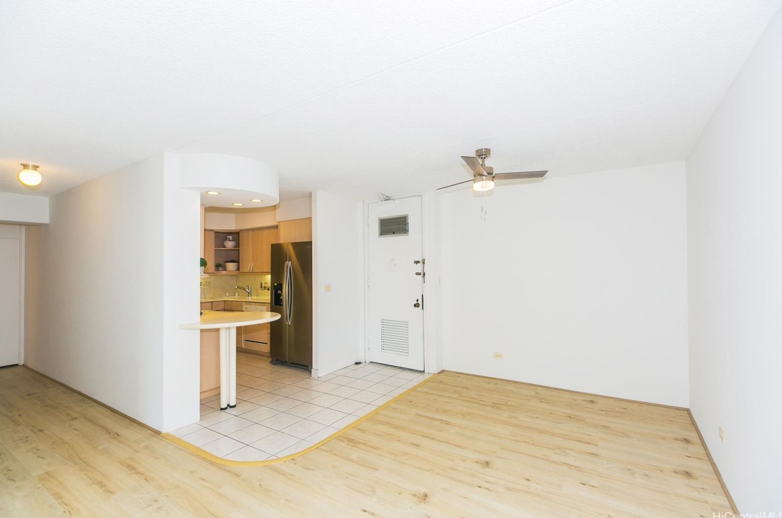 469 Ena Rd, Honolulu HI  96815-1749 exterior