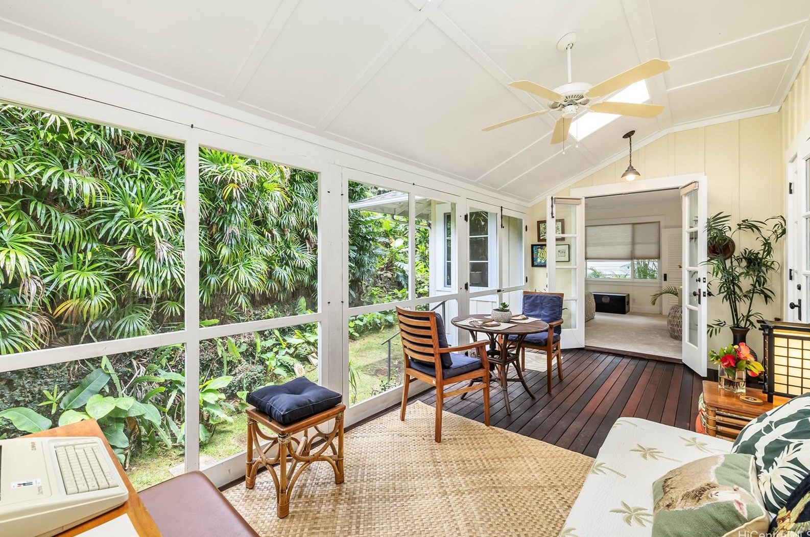 2854 Park St, Honolulu HI 96817-1157 exterior