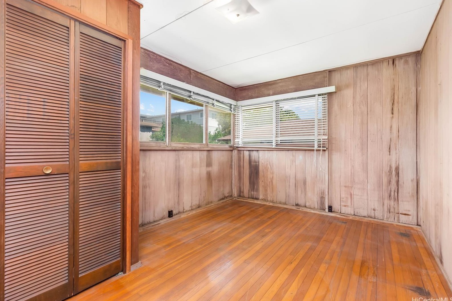 953 Puu Kula Dr, Pearl City HI  96782-2731 exterior