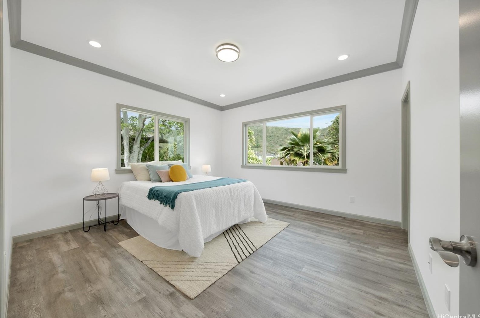 418 Halemaumau St, Honolulu HI  96821-2043 exterior