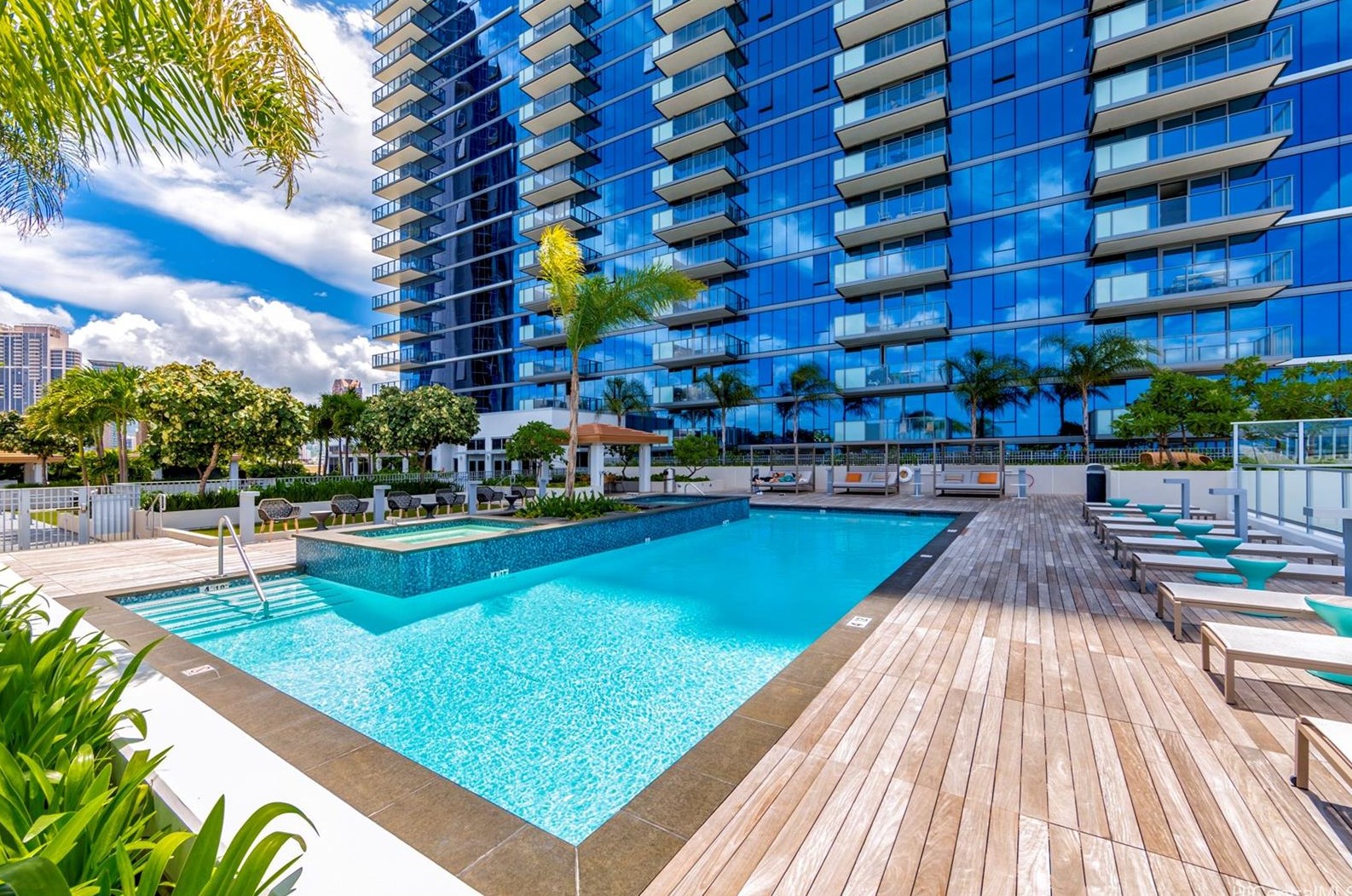 600 Ala Moana Blvd, Honolulu HI  96813 exterior