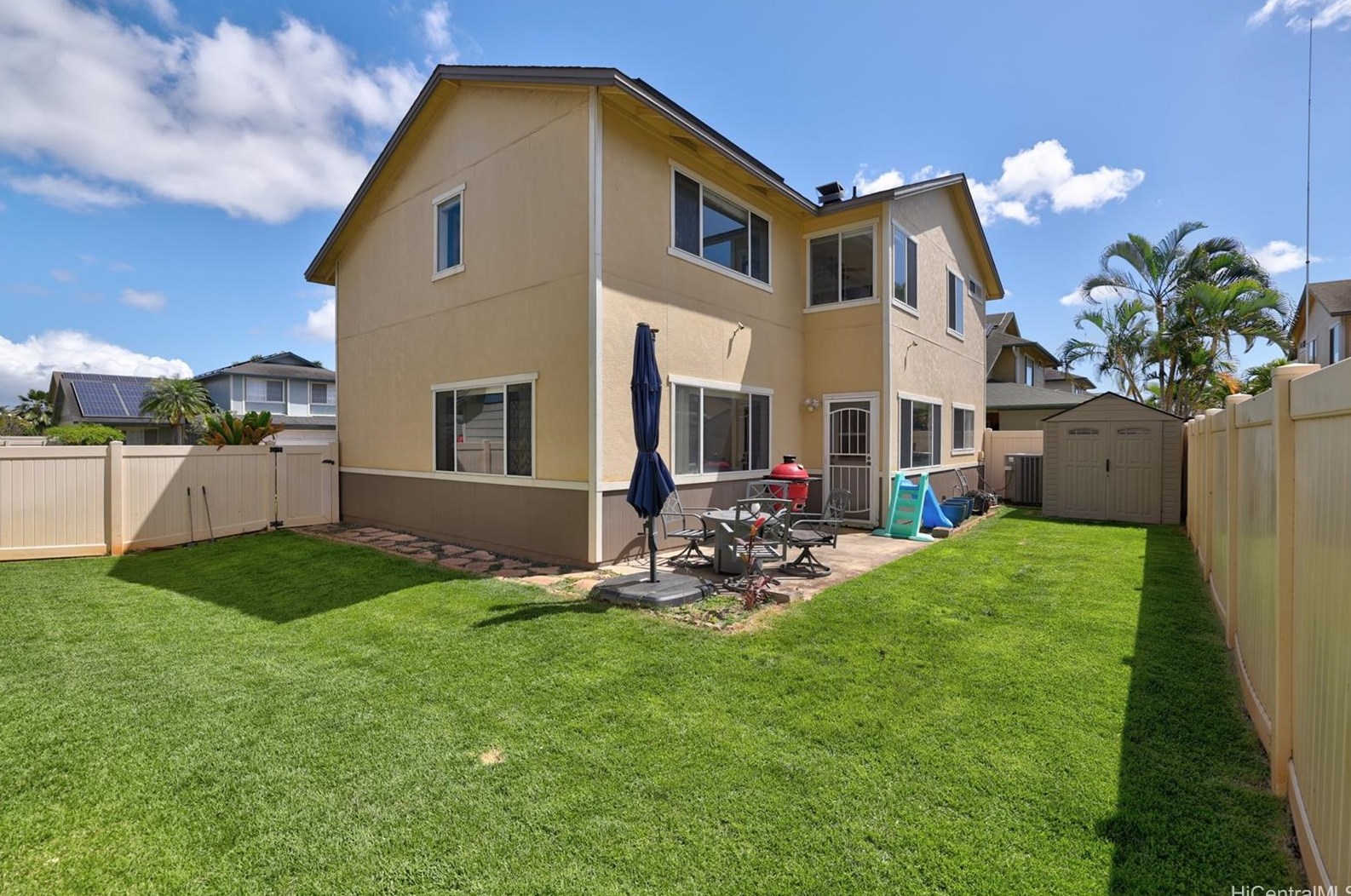 91-324 Hoalauna Pl, Ewa Beach HI  exterior