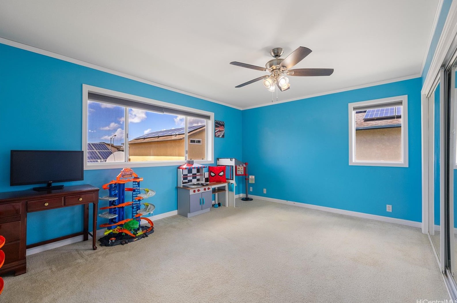 91-324 Hoalauna Pl, Ewa Beach HI  exterior