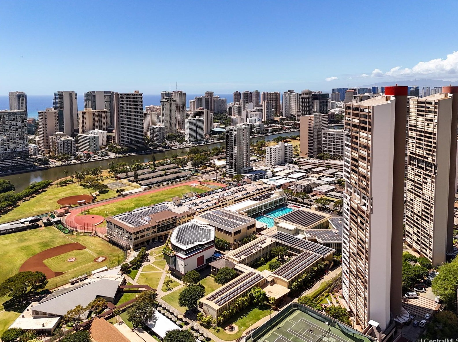 583 Kamoku St, Honolulu HI  96826-5251 exterior