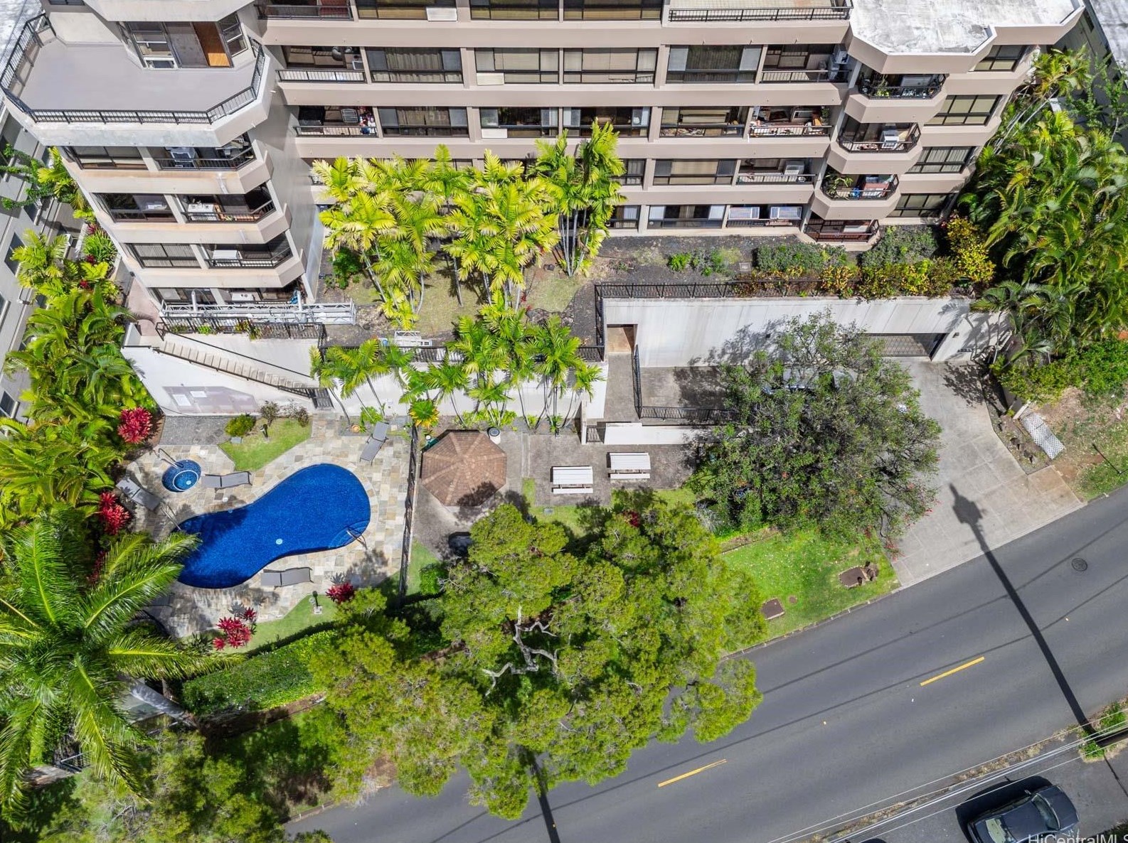 512 Iolani Ave, Honolulu HI  96813-1886 exterior