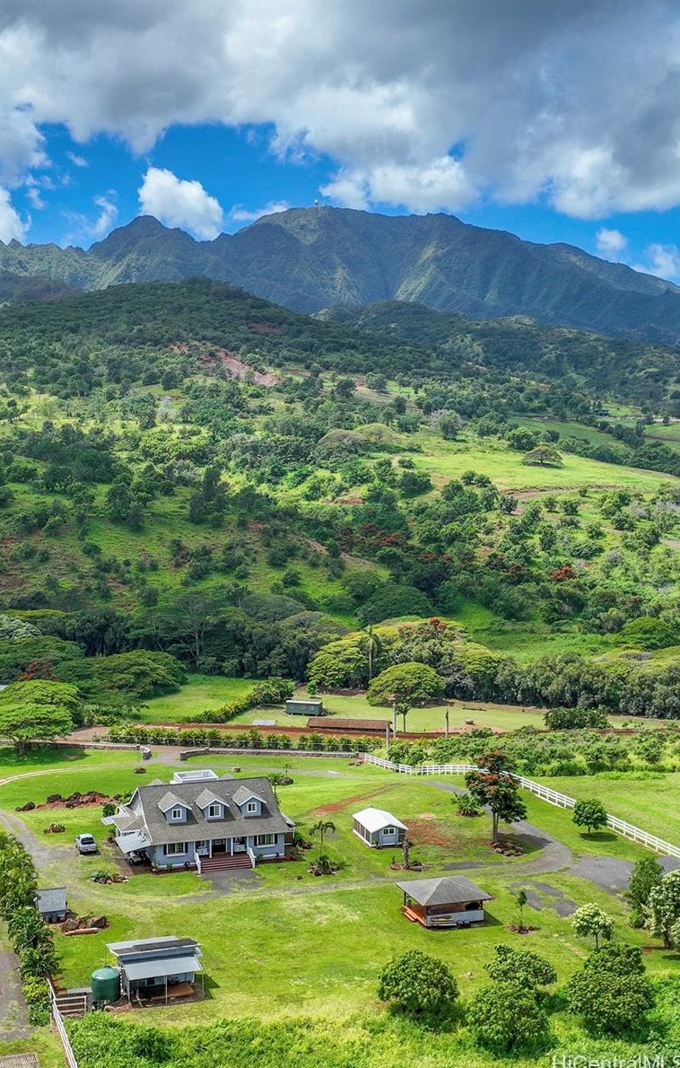 66-1420 Kaukonahua Rd, Waialua HI  96791-9704 exterior