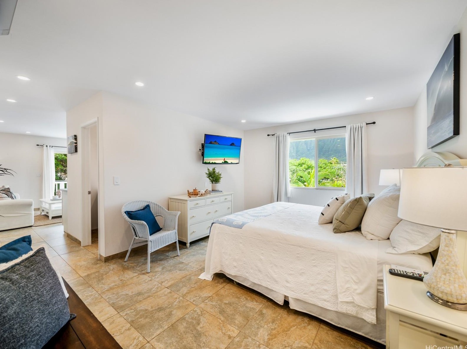 41-38 Ehukai St, Waimanalo HI  exterior