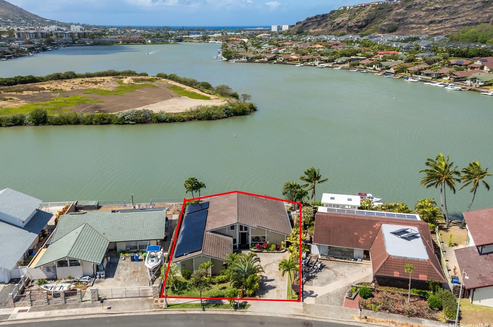 6957 Niumalu Loop, Honolulu HI  96825-1644 exterior