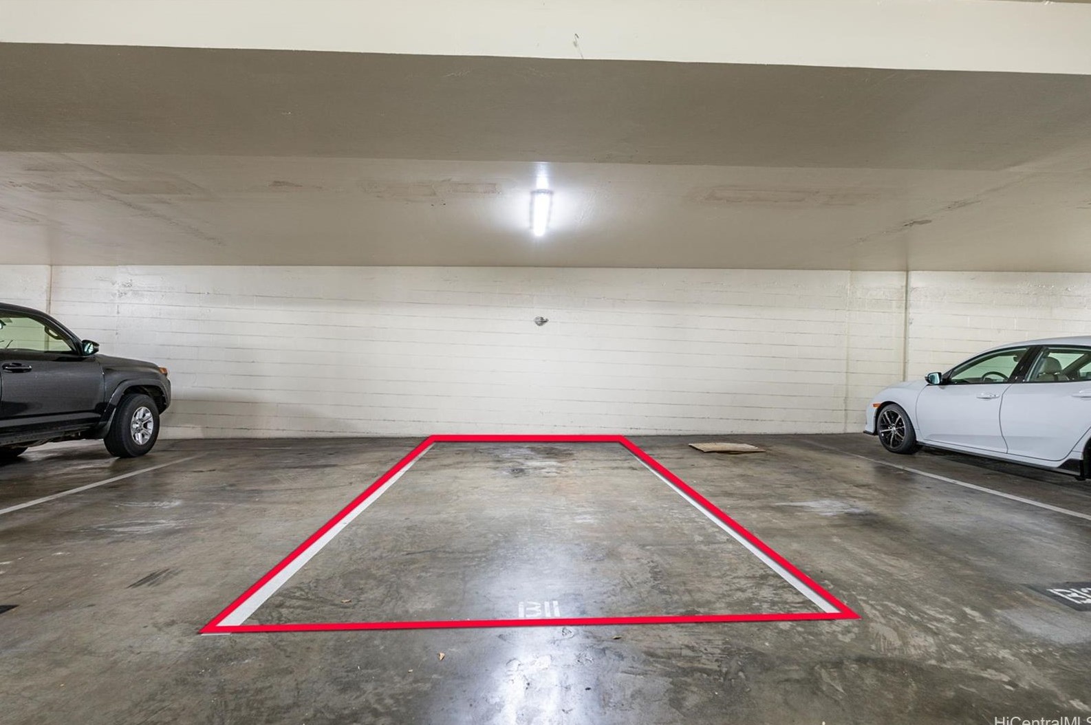 1561 Kanunu St, Honolulu HI 96814-3245 exterior