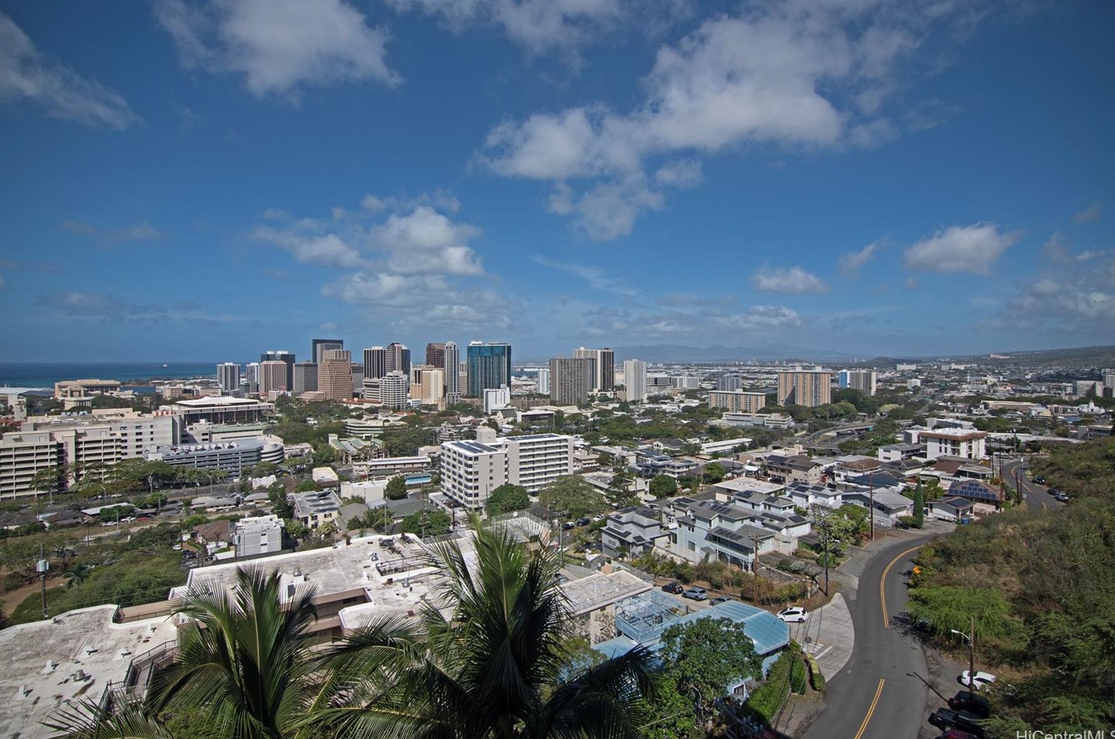666 Prospect St, Honolulu HI  96813-1935 exterior
