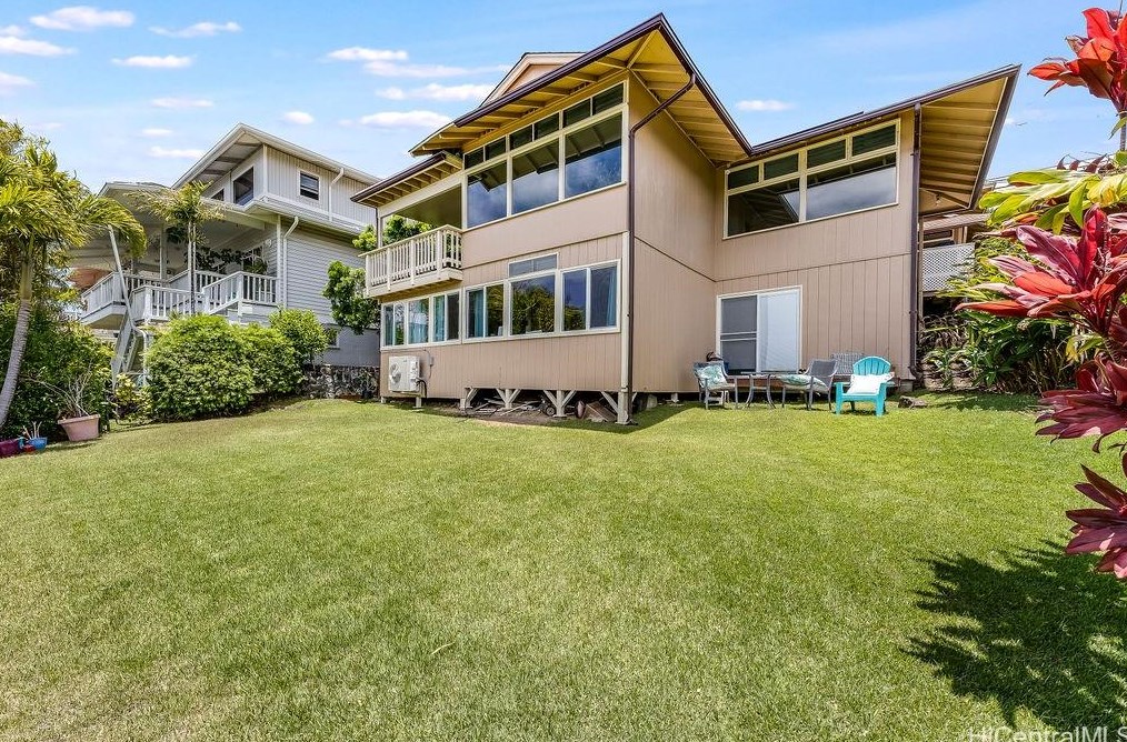 1649 Bertram St, Honolulu HI  96816-1928 exterior