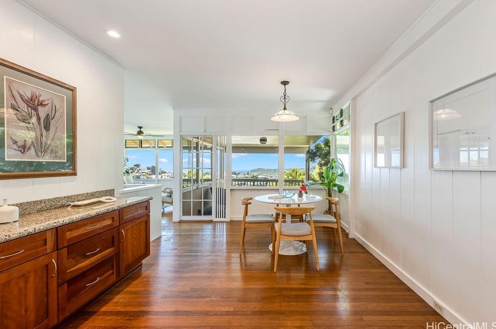 1649 Bertram St, Honolulu HI  96816-1928 exterior