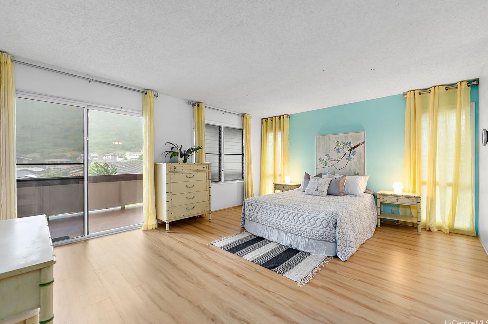 839 Hahaione St, Honolulu HI  96825-1039 exterior