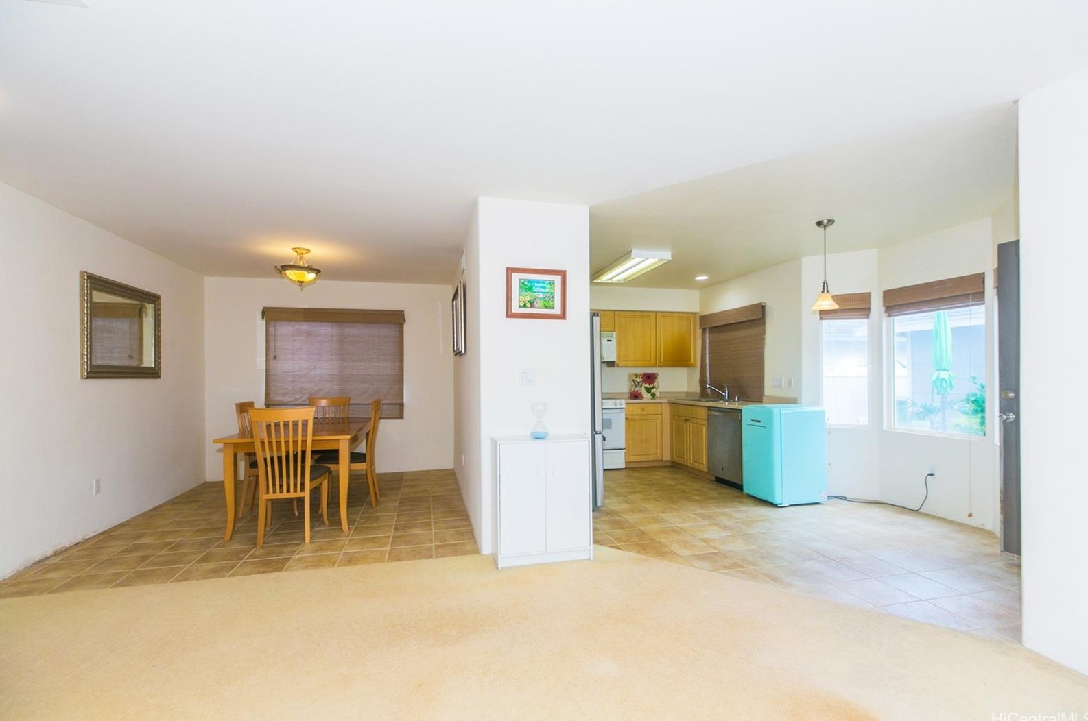 91-1047 Kaikauhaa St, Ewa Beach HI  exterior