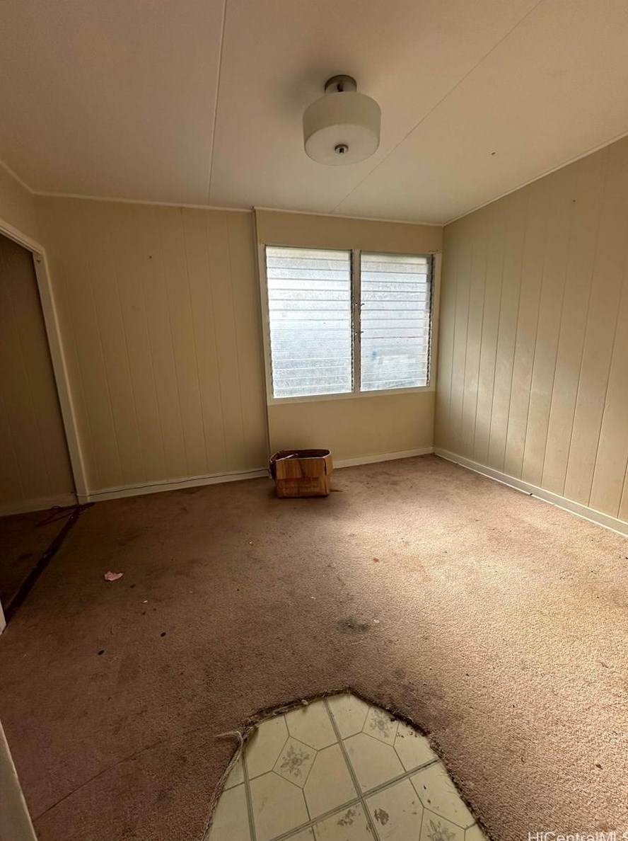 3261 Hoanoho Pl, Honolulu HI 96816-2508 exterior